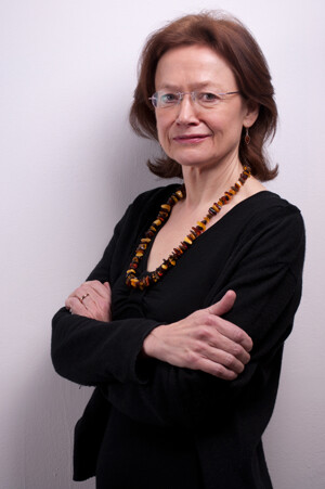 Photograph of Carol Harrison